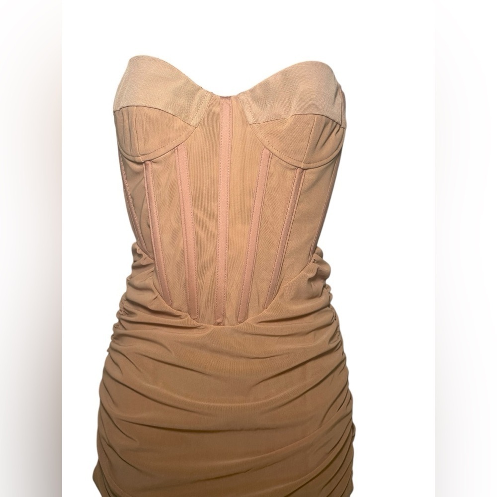 Bardot New NWOT Lithium Mesh Midi Dress Size 4 - Picture 5 of 7